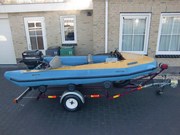 Лодка Zephir 40 PS