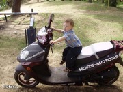 Скутер Hors Motors 052