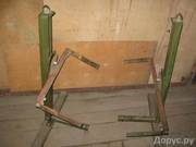 Поъёмник-опрокидыватель