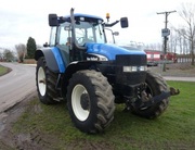 Трактар ​​New Holland TM175