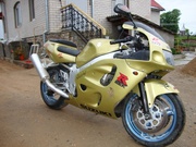 Suzuki GSX R-600 SRAD - 1999 г.в. 	