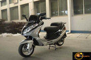 Новый скутер HORS 056