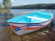 Гребная лодка 