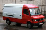 мерс 208D